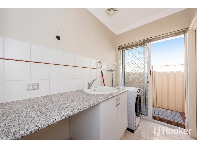 61 Mariners Cove Drive, Dudley Park WA 6210
