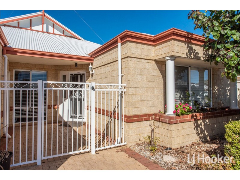61 Mariners Cove Drive, Dudley Park WA 6210