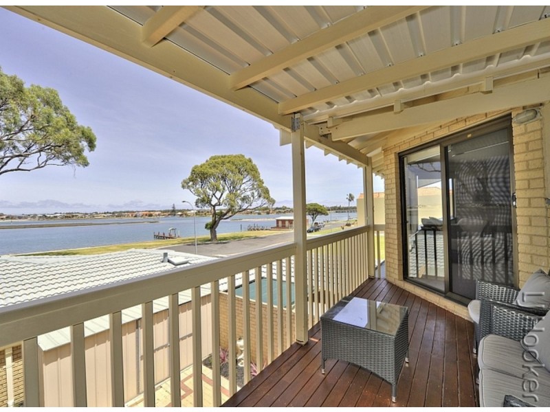 3/4 Soldiers Cove Terrace, Dudley Park WA 6210