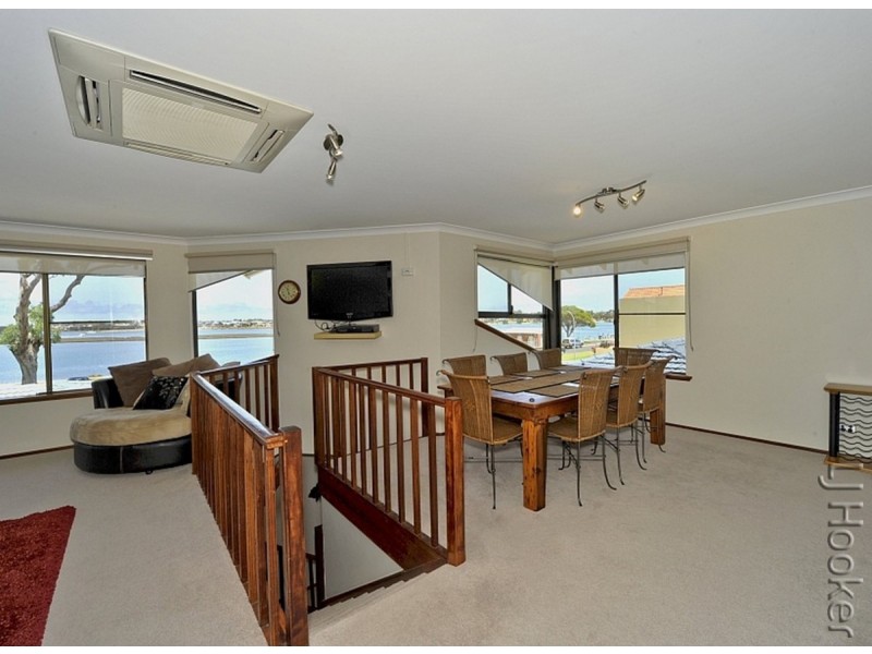 3/4 Soldiers Cove Terrace, Dudley Park WA 6210