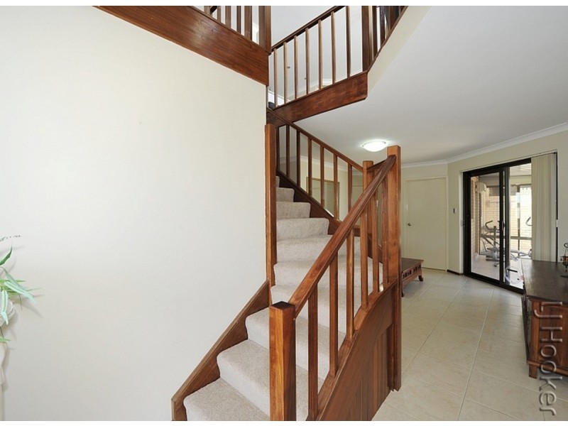 3/4 Soldiers Cove Terrace, Dudley Park WA 6210