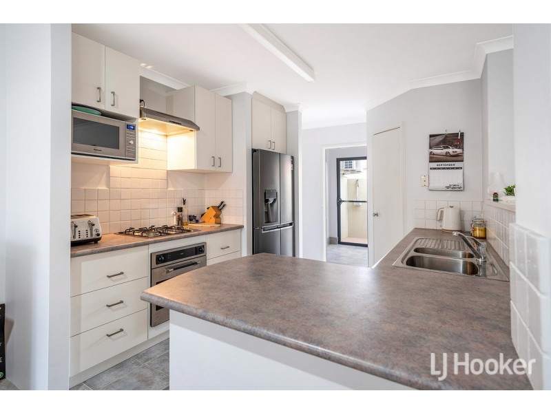 16/69 Westview Parade, Wannanup WA 6210