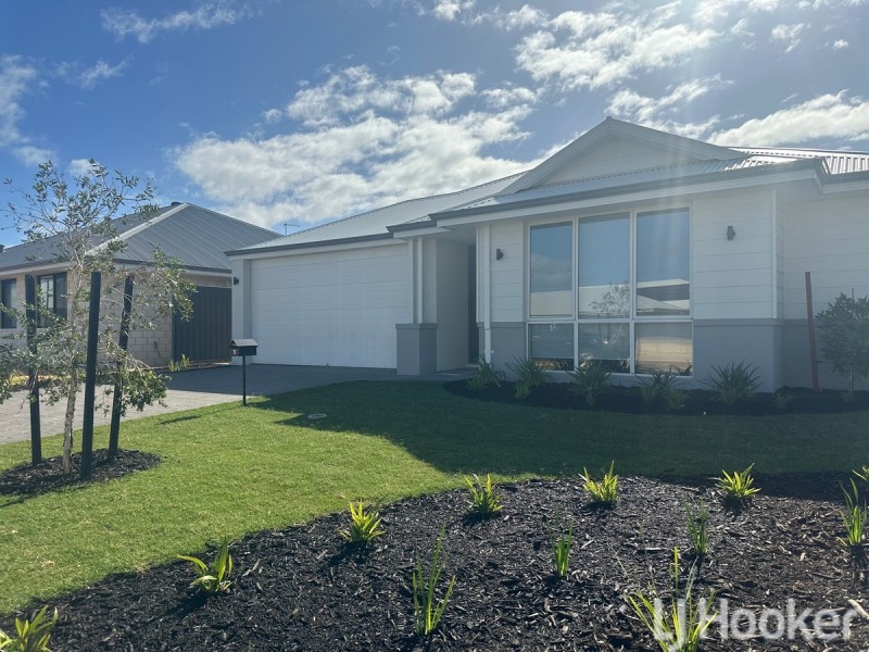 3 Pensacola Grove, Madora Bay WA 6210