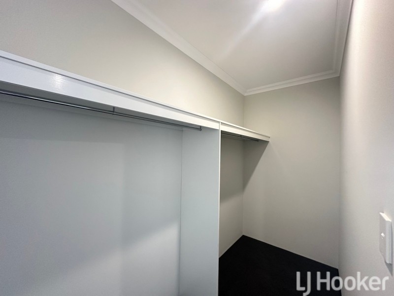 3 Pensacola Grove, Madora Bay WA 6210