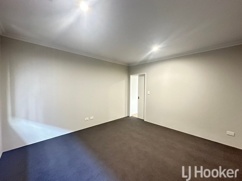 3 Pensacola Grove, Madora Bay WA 6210