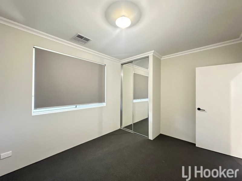 3 Pensacola Grove, Madora Bay WA 6210