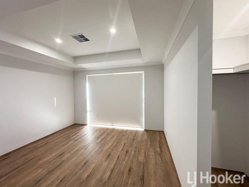 33 Bonnington Loop, Madora Bay WA 6210