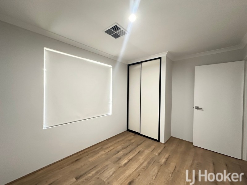 33 Bonnington Loop, Madora Bay WA 6210