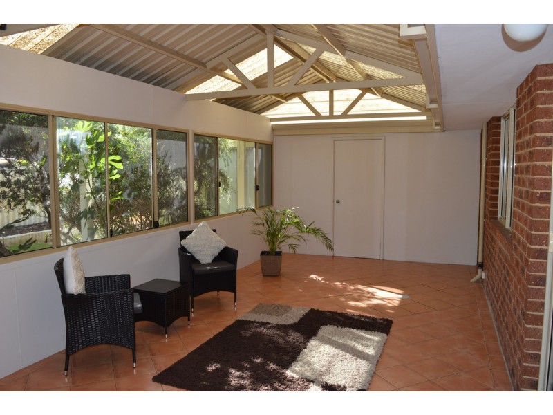 11 Aldgate Street, Mandurah WA 6210