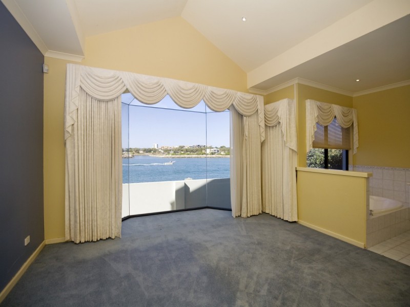 9 Specks Court, Wannanup WA 6210