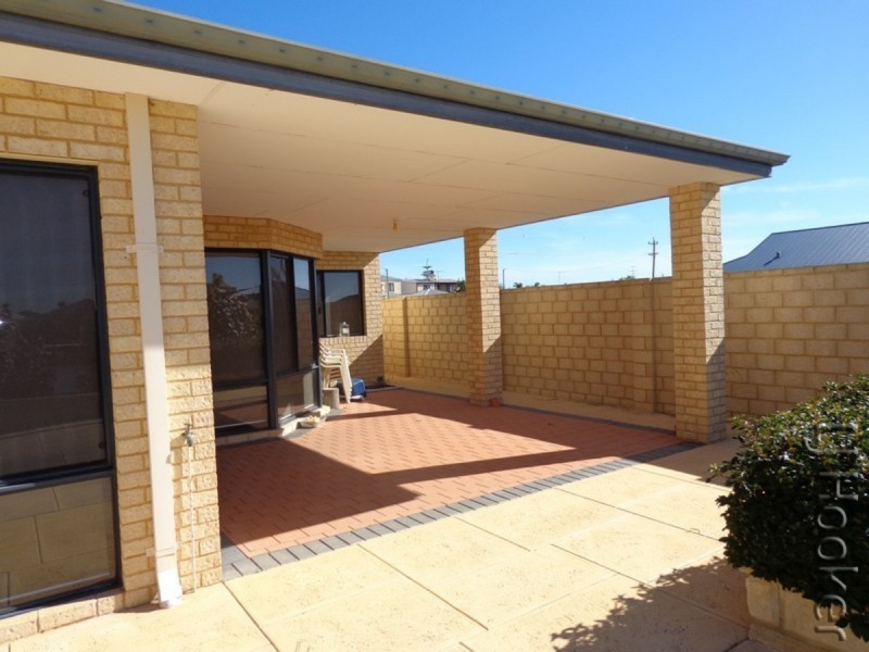 77 Kiap Road, South Yunderup WA 6208