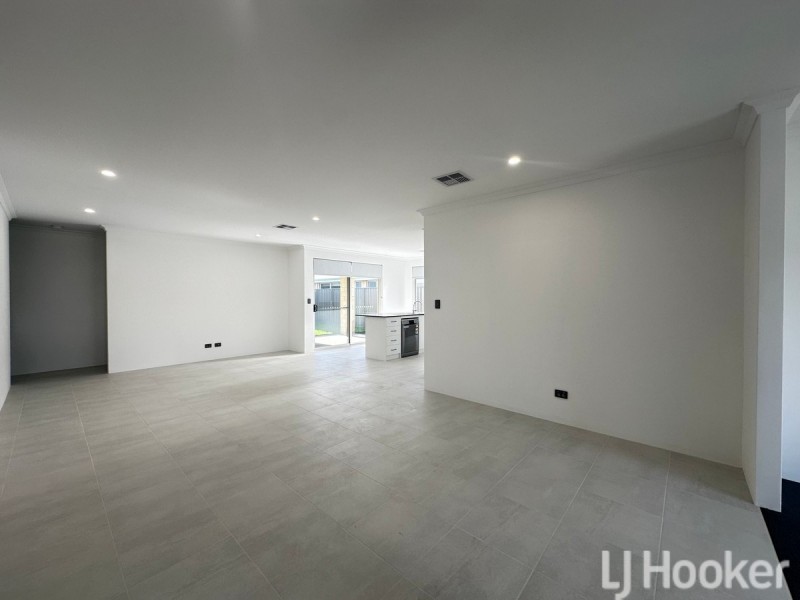 3 Asbury Road, Madora Bay WA 6210