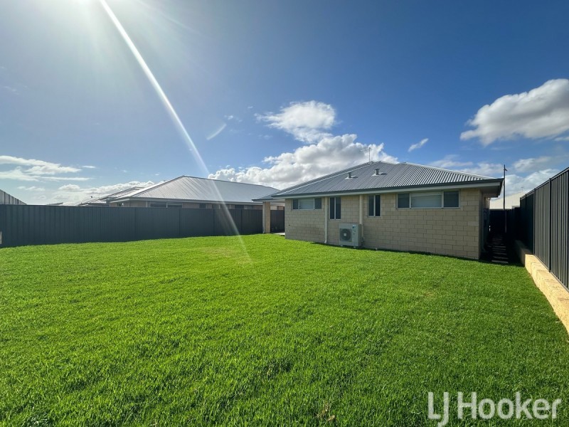 3 Asbury Road, Madora Bay WA 6210