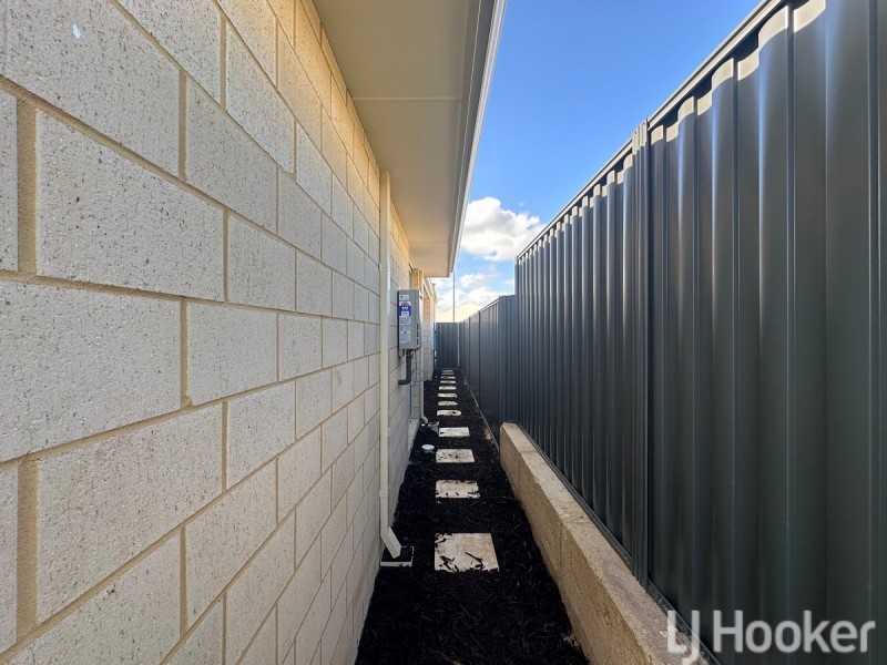 3 Asbury Road, Madora Bay WA 6210