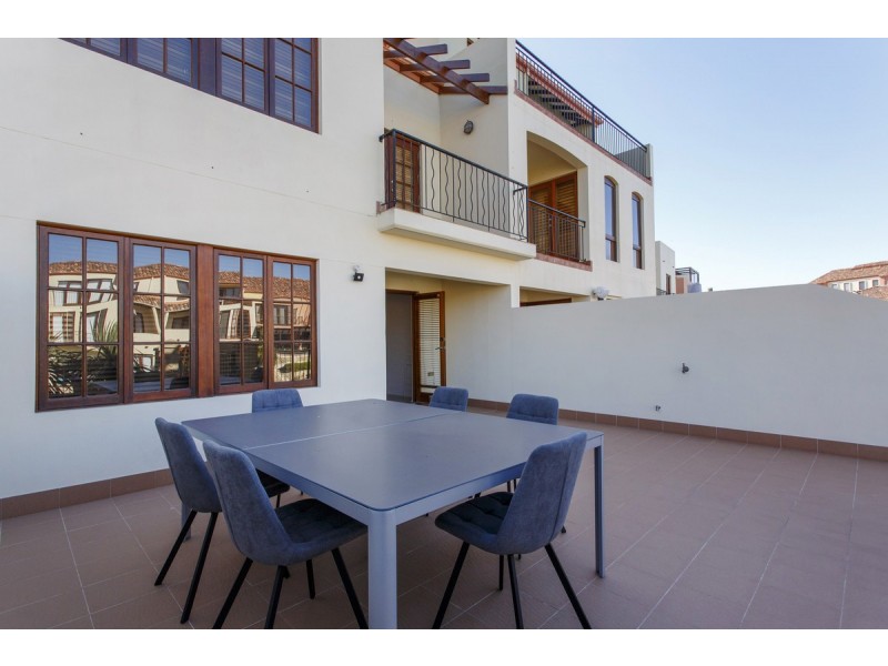 83/18 Port Quays, Wannanup WA 6210
