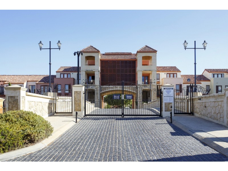 83/18 Port Quays, Wannanup WA 6210