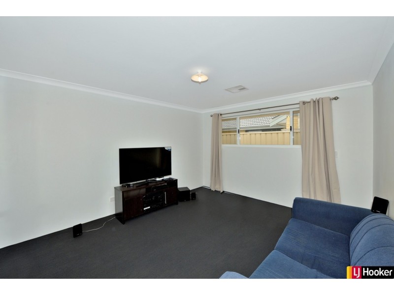 5 Sandals Way, Meadow Springs WA 6210