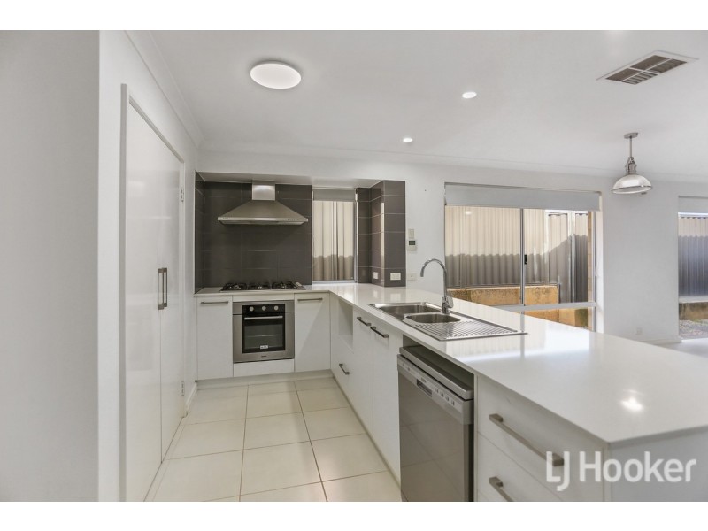 54 Kootingal Bend, Baldivis WA 6171