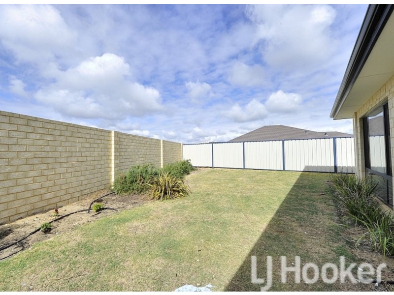 10 Formby Road, Meadow Springs WA 6210