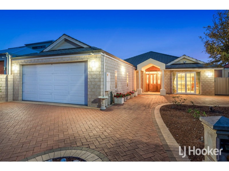 11 Voyager Close, Wannanup WA 6210
