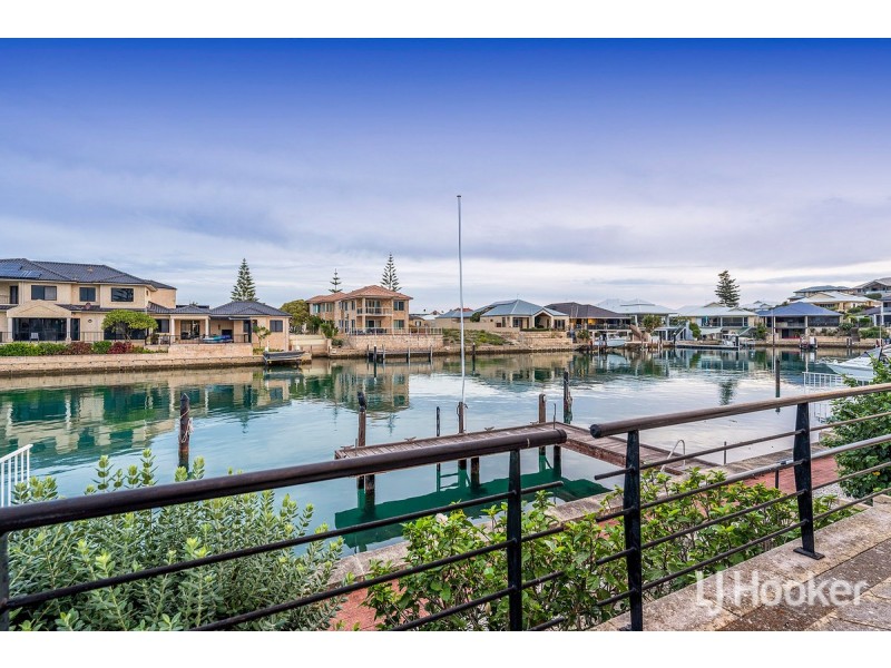 11 Voyager Close, Wannanup WA 6210