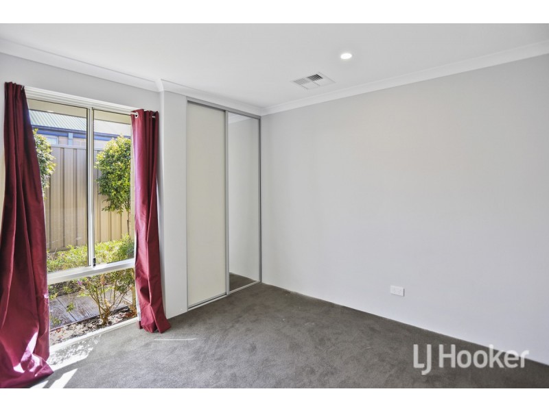 20 Dandelion Road, Karnup WA 6176