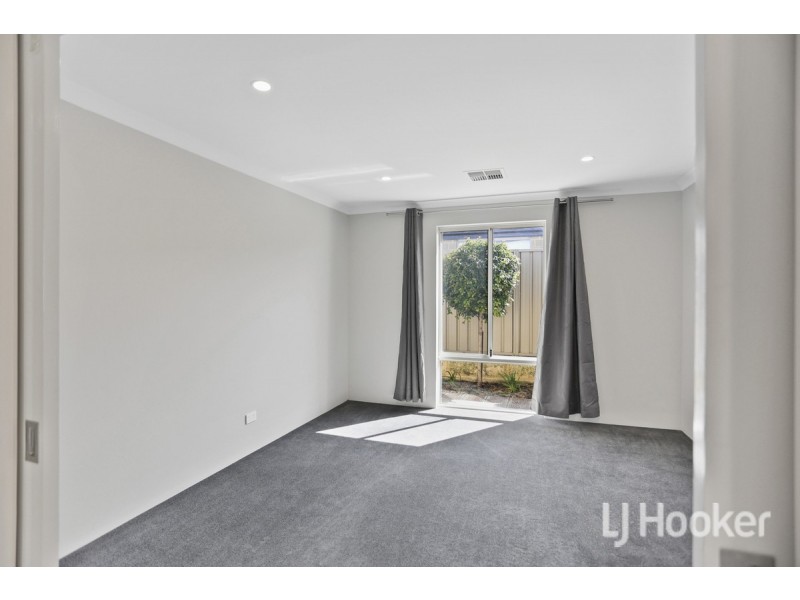 20 Dandelion Road, Karnup WA 6176