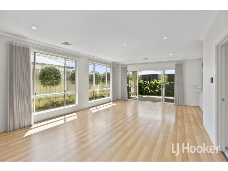 20 Dandelion Road, Karnup WA 6176