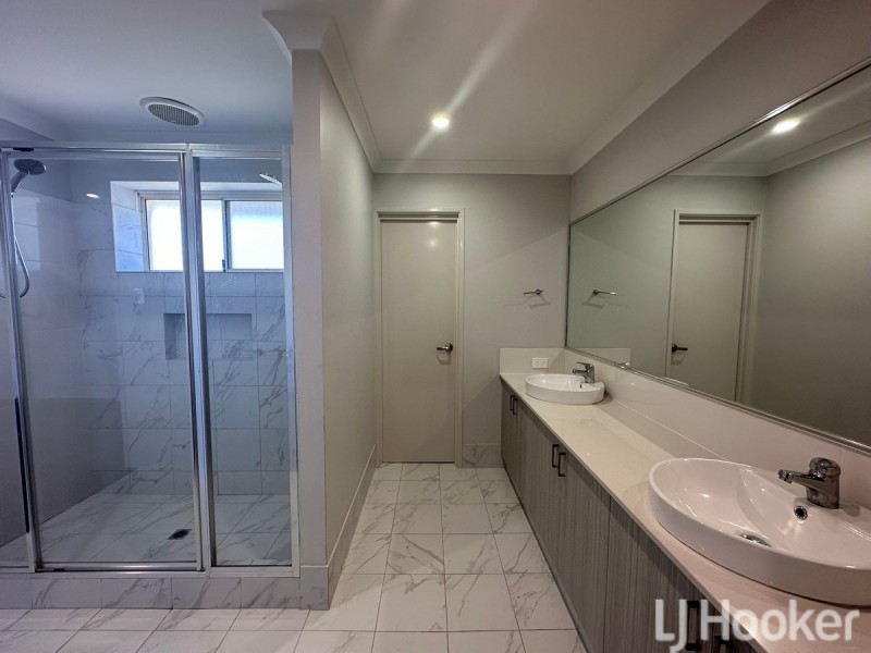 20 Dandelion Road, Karnup WA 6176