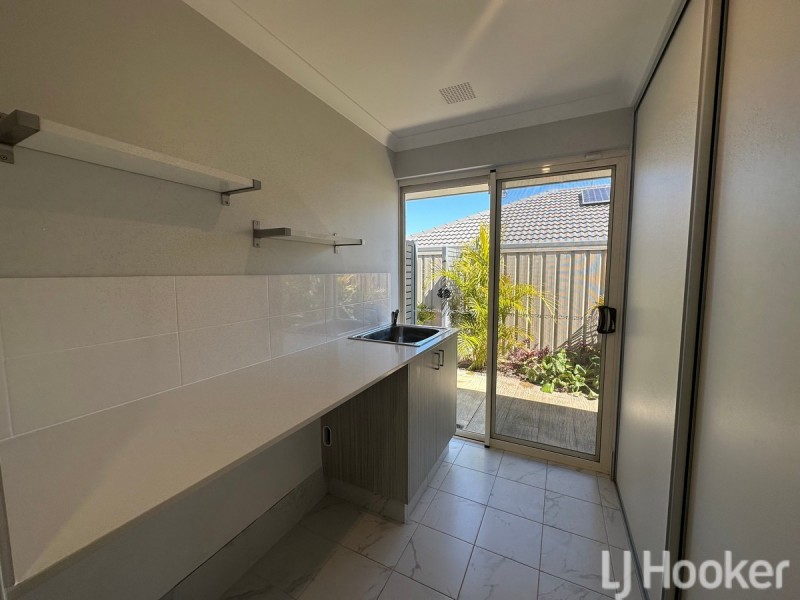 20 Dandelion Road, Karnup WA 6176