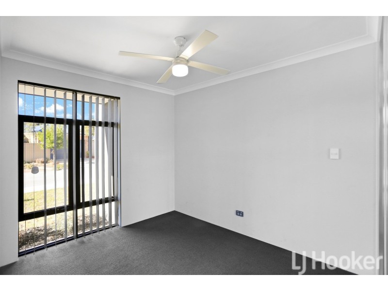 26 Pingle Drive, Greenfields WA 6210