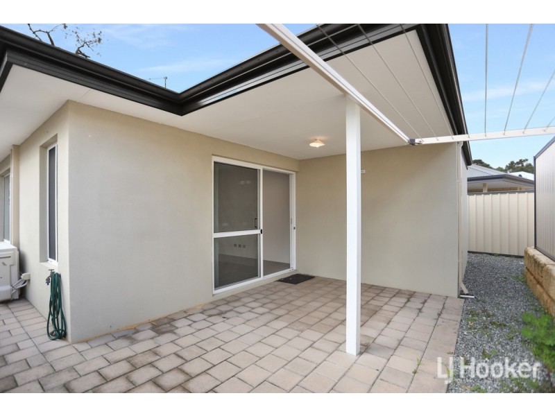 20 Pinegrove Vista, Meadow Springs WA 6210