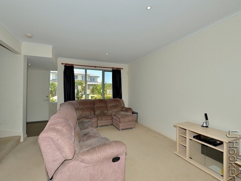 56 Middleton Loop, Meadow Springs WA 6210