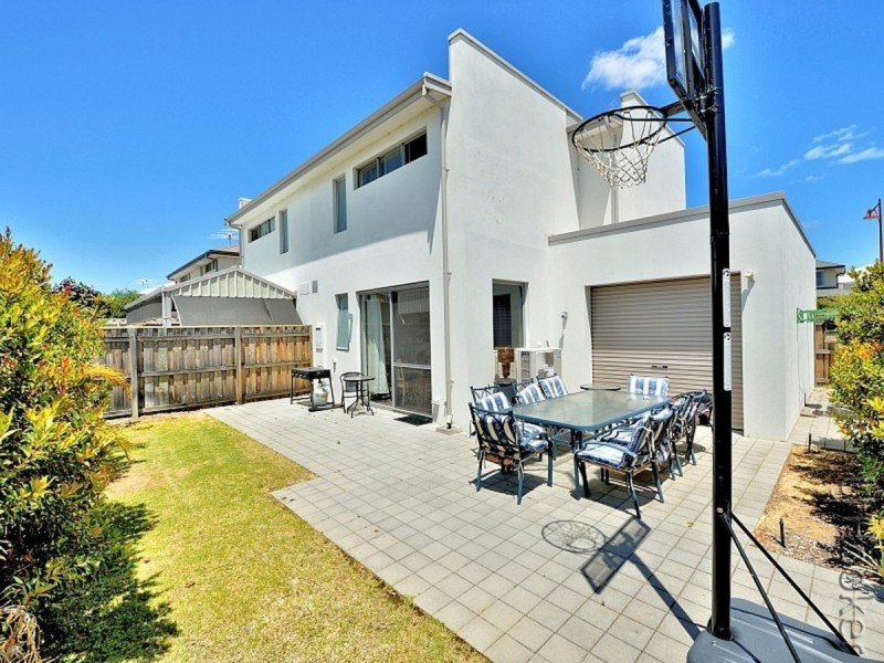 56 Middleton Loop, Meadow Springs WA 6210