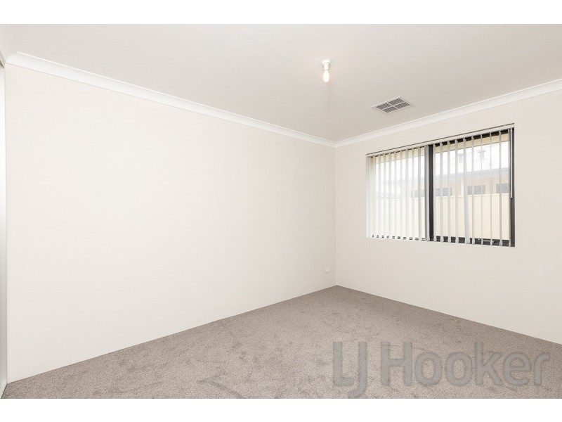 35 Balclutha Crescent, Madora Bay WA 6210