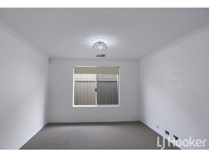 21 Windcrest Way, Meadow Springs WA 6210