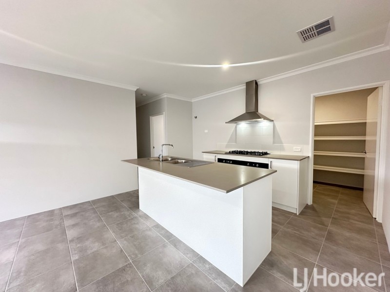9 Moonlight Street, Madora Bay WA 6210