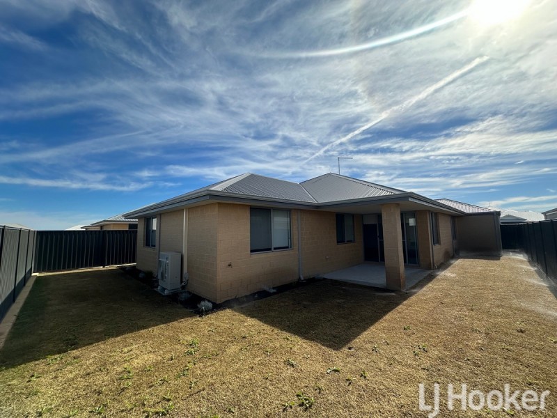 9 Moonlight Street, Madora Bay WA 6210