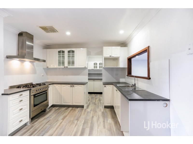 12 Radiata Street, Coodanup WA 6210