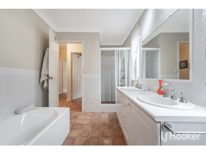 32 San Marco Quays, Halls Head WA 6210