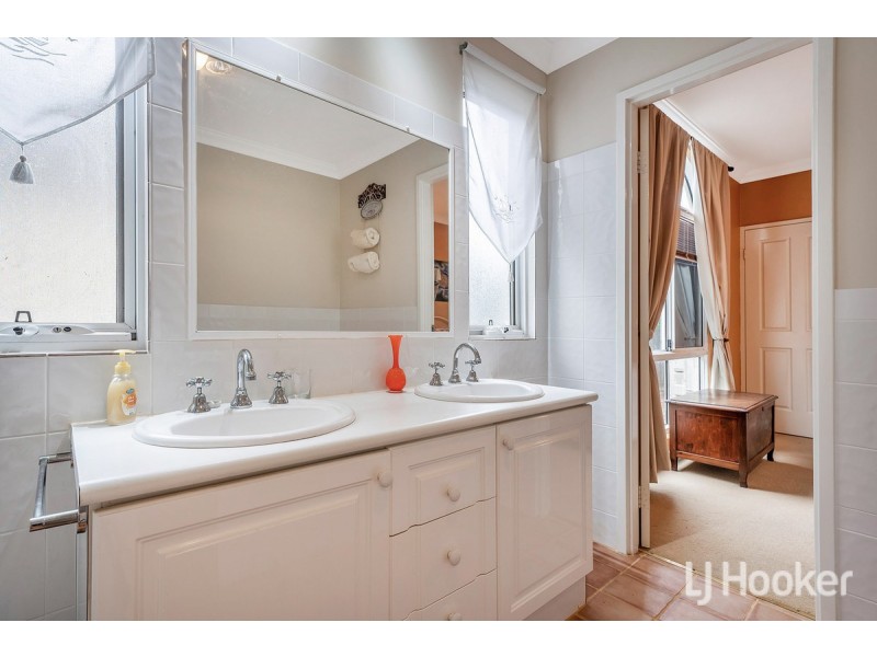 32 San Marco Quays, Halls Head WA 6210