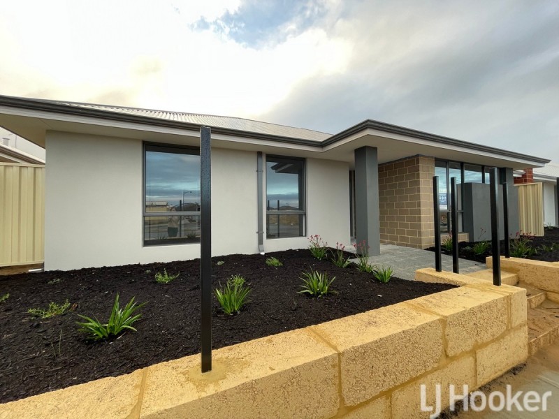 61 Dandaragan Drive, Dawesville WA 6211