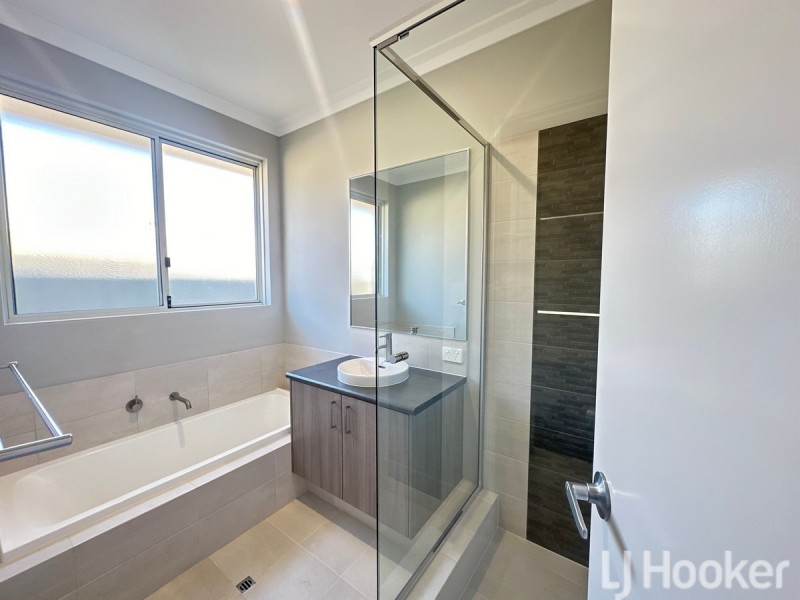 59 Pegus Meander, South Yunderup WA 6208