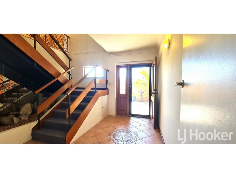 65 Gloucester Crescent, Shoalwater WA 6169