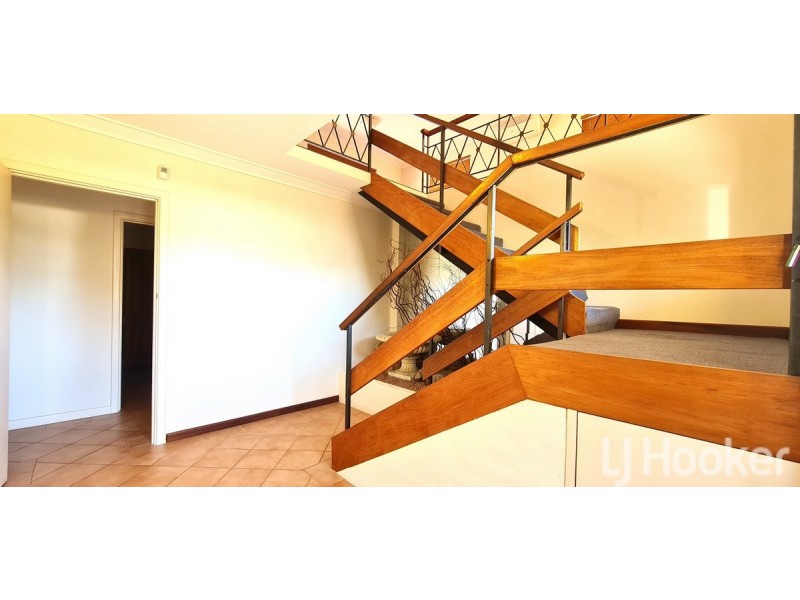 65 Gloucester Crescent, Shoalwater WA 6169