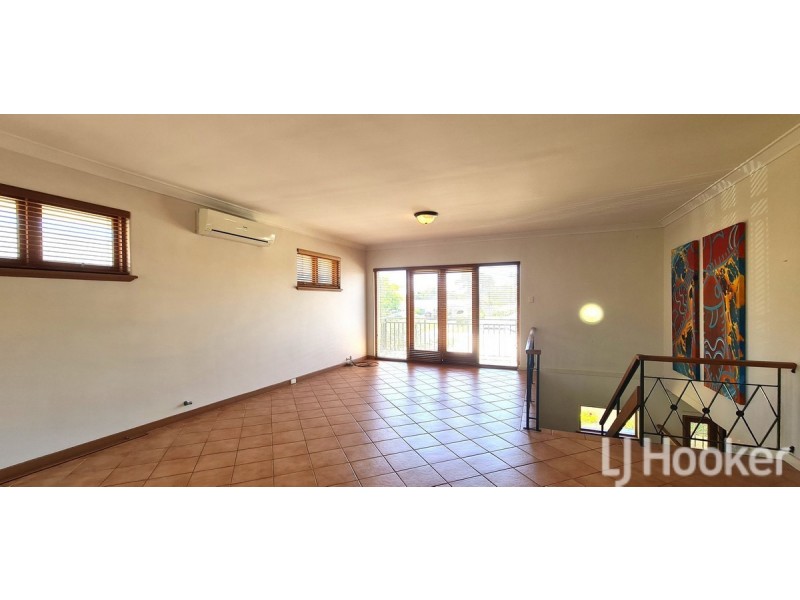 65 Gloucester Crescent, Shoalwater WA 6169