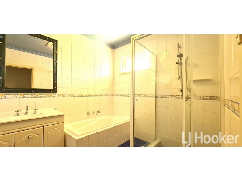 65 Gloucester Crescent, Shoalwater WA 6169