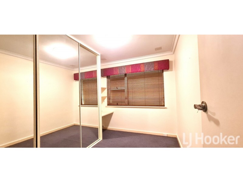 65 Gloucester Crescent, Shoalwater WA 6169