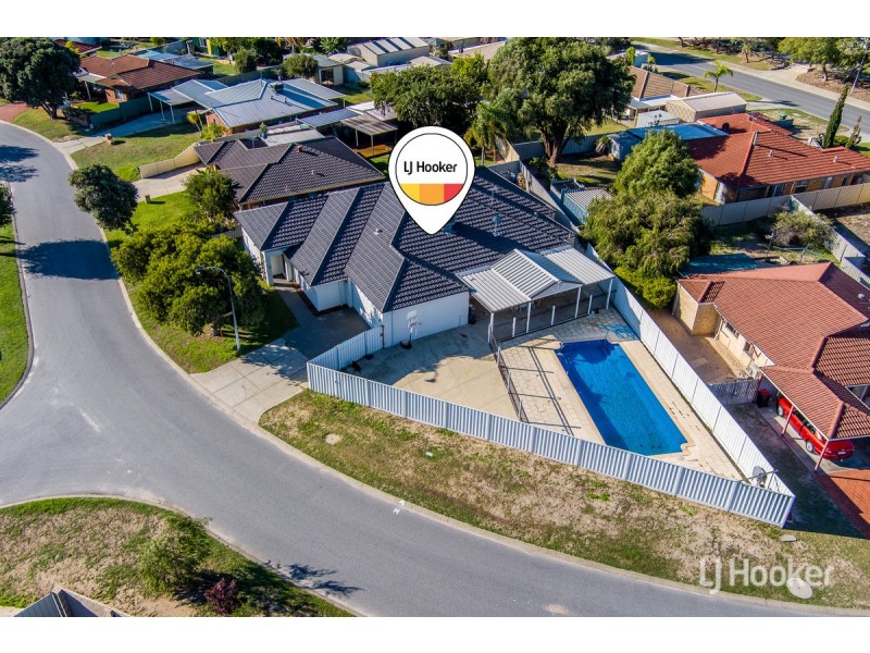 4 Canberra Close, Port Kennedy WA 6172