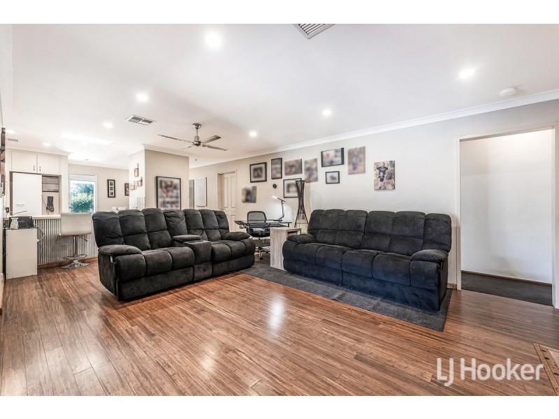 10 Talbot Close, Halls Head WA 6210